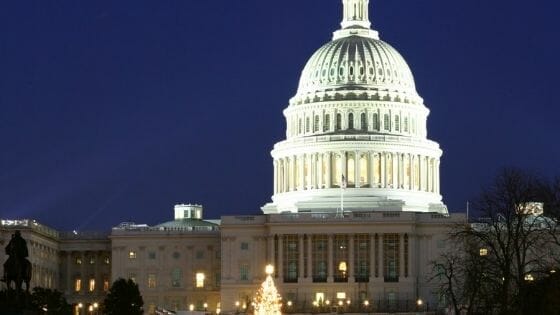 Capital vs Capitol: Here’s the Difference and How to Use in a Sentence ...